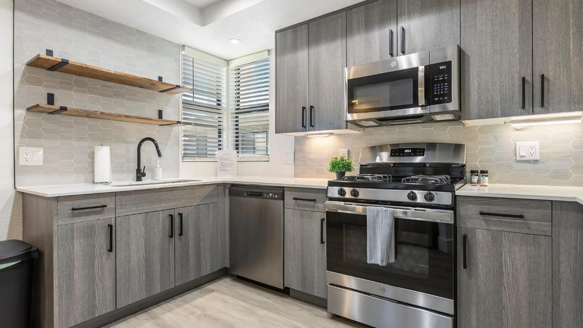 Cozysuites At Kierland Commons With Pool #13 Scottsdale 0*,